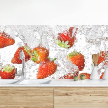 Kitchen wall cladding - Fresh Strawberries In Water