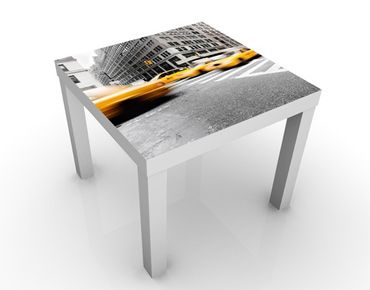 Side table design - Bustling New York