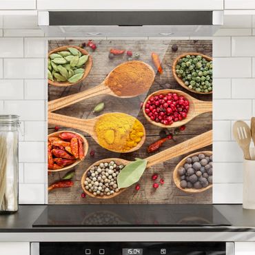 Glass Splashback - Spices On Wooden Spoon - Square 1:1
