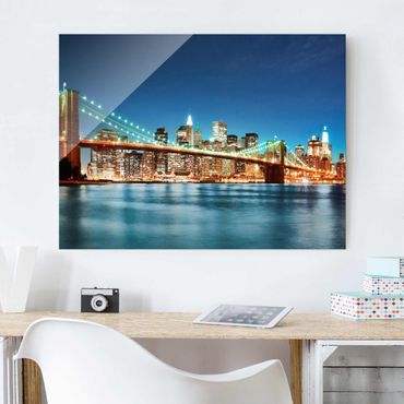 Glass print - Nighttime Manhattan Bridge