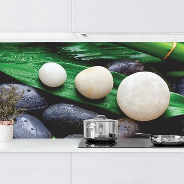 Kitchen wall cladding - Green Bamboo With Zen Stones