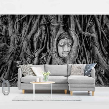 Wallpaper - Buddha In Ayutthaya Lined From Tree Roots In Black And White