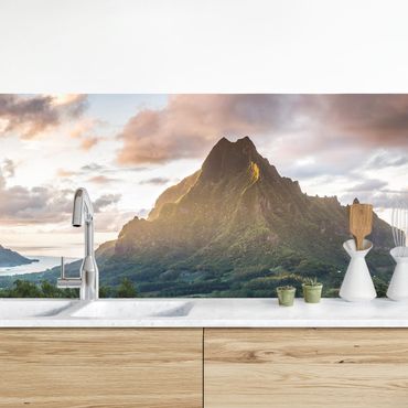 Kitchen wall cladding - The Mountain