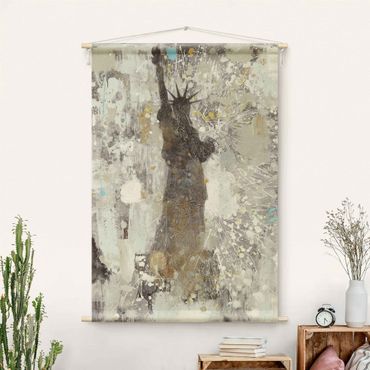 Tapestry - The Statue Of Liberty In Warm Colours
