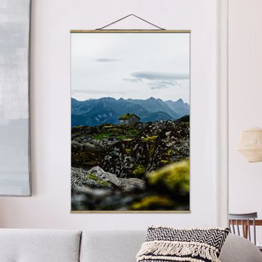 Fabric print with poster hangers - Desolate Hut In Norway - Portrait format 2:3