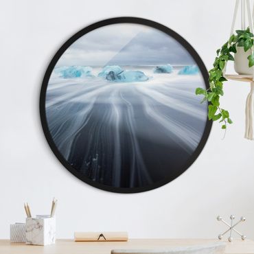 Circular framed print - Frozen Landscape