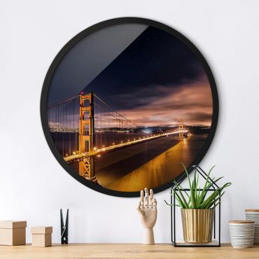 Circular framed print - Golden Gate to Stars