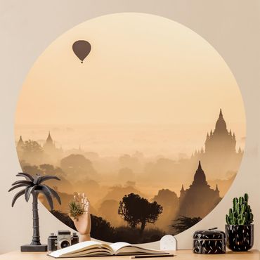 Self-adhesive round wallpaper - Hot Air Balloon In Fog