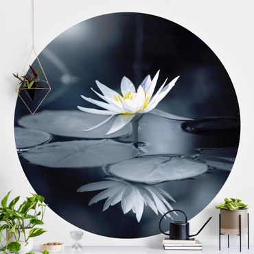 Self-adhesive round wallpaper - Lotus Reflection In The Water