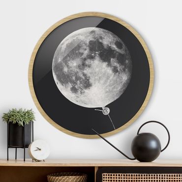 Circular framed print - Balloon With Moon