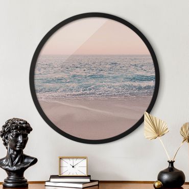 Circular framed print - Reddish Golden Beach In The Morning