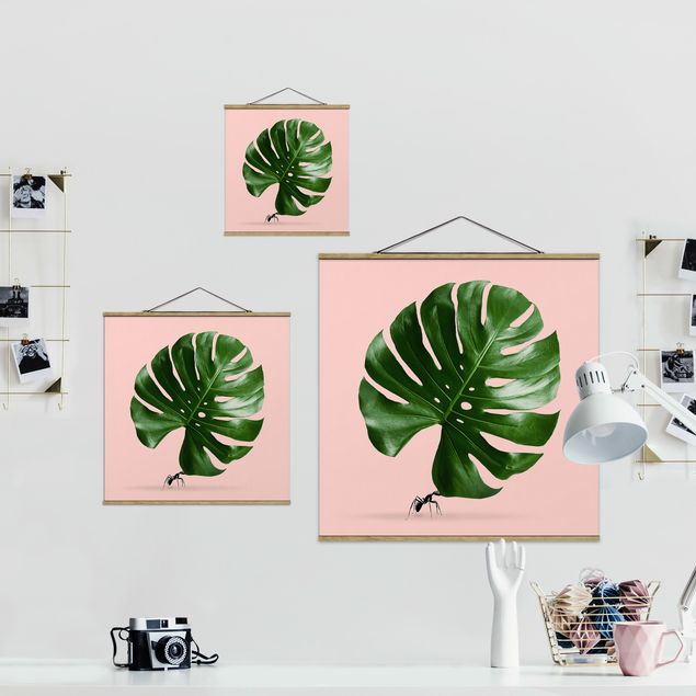 Fabric print with poster hangers - Ant With Monstera Leaf