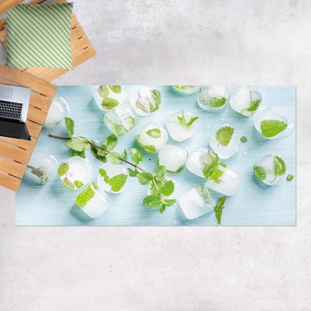 Balcony rugs Ice Cubes With Mint Leaves