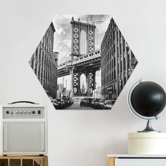 Forex hexagon - Manhattan Bridge In America