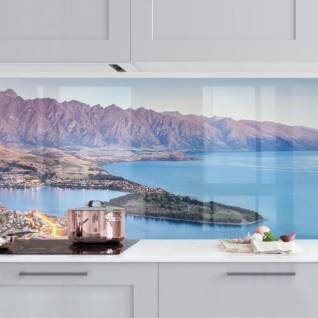 Kitchen splashback architecture and skylines Between Ocean And Mountains