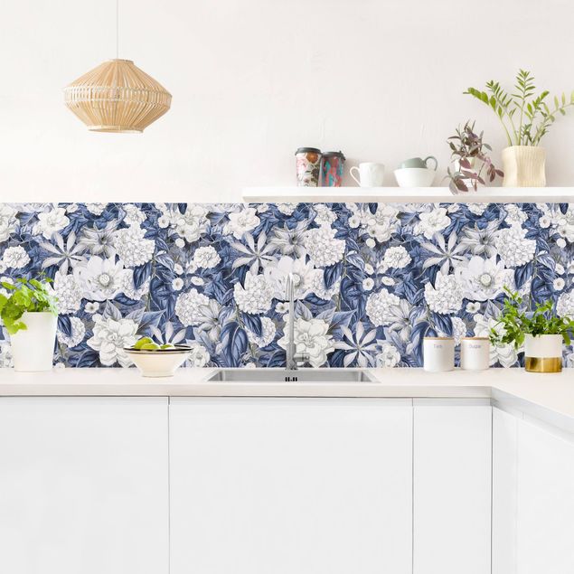 Kitchen wall cladding - White Flowers In Front Of Blue