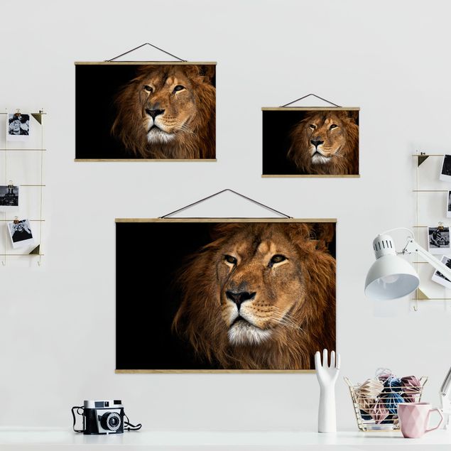 Fabric print with poster hangers - Lion's Gaze