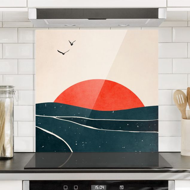 Glass splashback art print Ocean In Front Of Red Sun