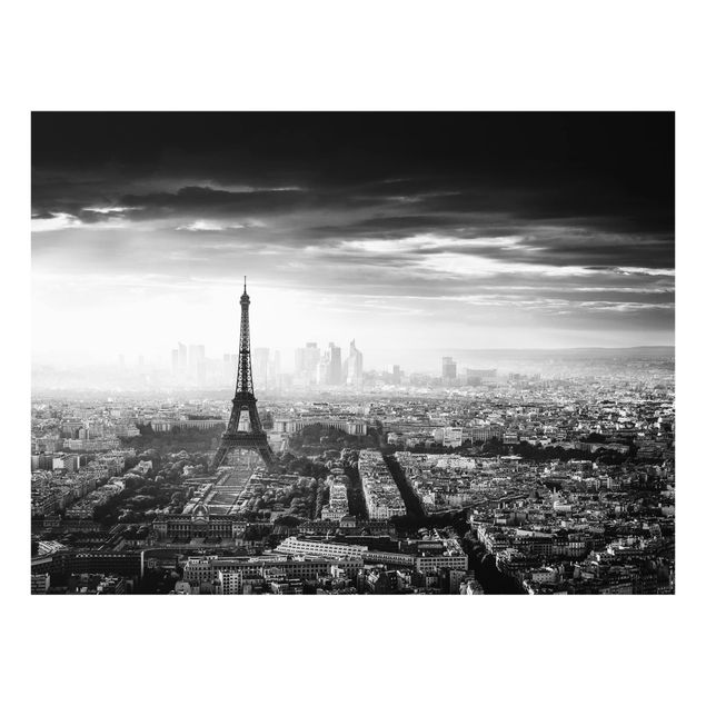Glass Splashback - The Eiffel Tower From Above In Black And White - Landscape 3:4