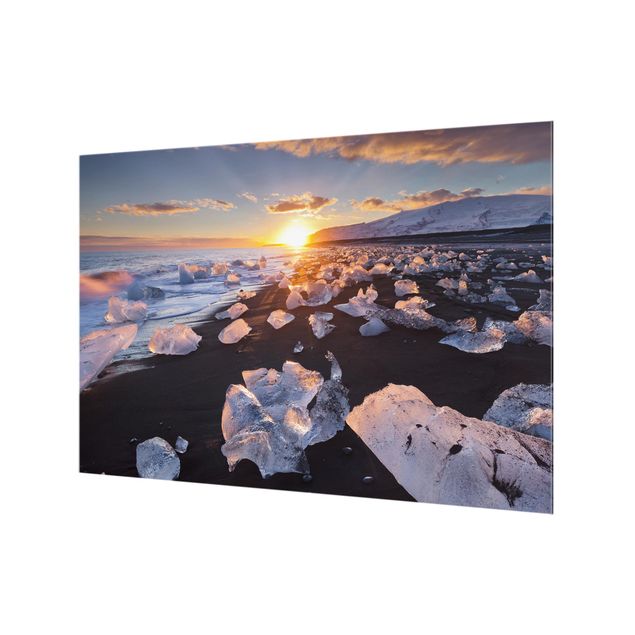 Splashback - Chunks Of Ice On The Beach Iceland