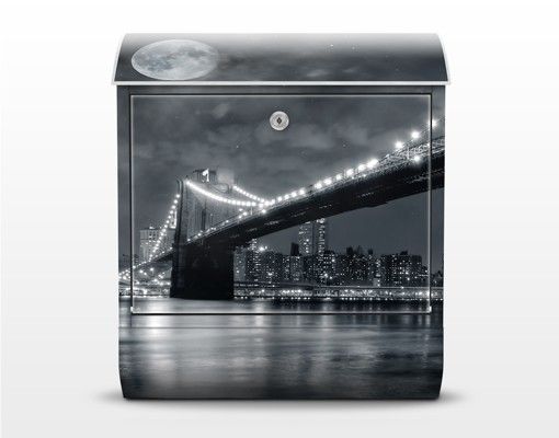 Letterbox - Manhattan Mysteries