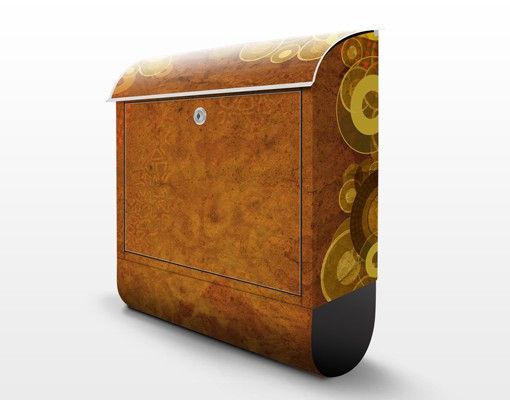 Letterbox - Golden Circles