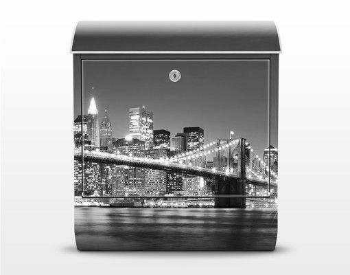 Letterbox - Nighttime Manhattan Bridge II