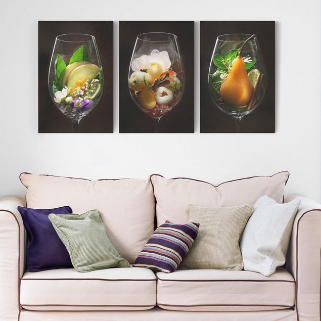 Print on canvas 3 parts - Wine aromas in wine glass
