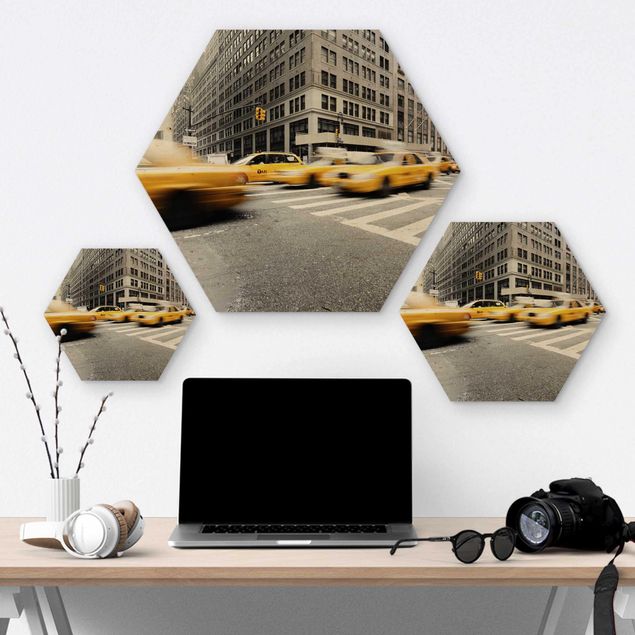 Wooden hexagon - Bustling New York
