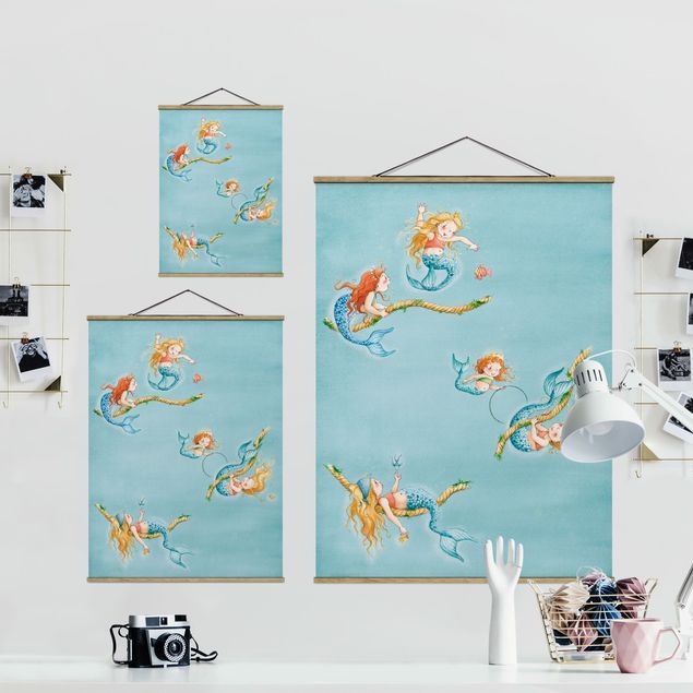 Fabric print with poster hangers - Seiltänzerin Matilda