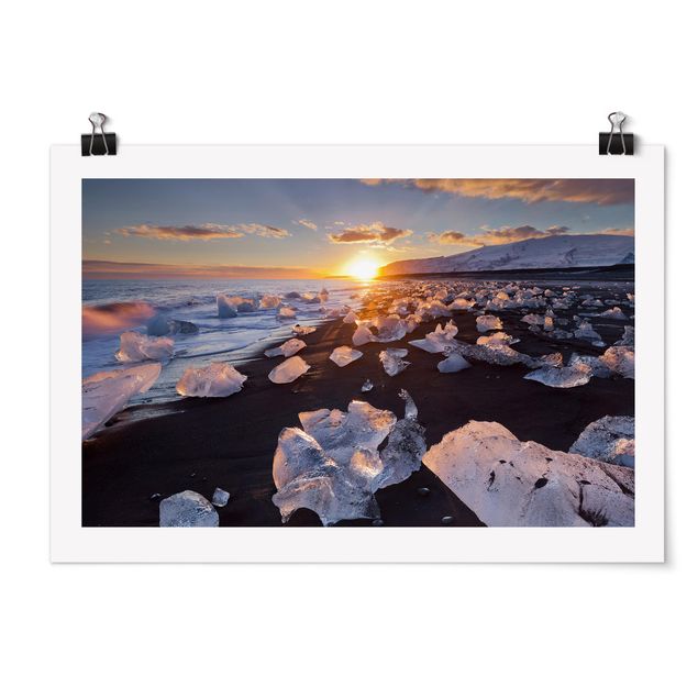Poster - Chunks Of Ice On The Beach Iceland