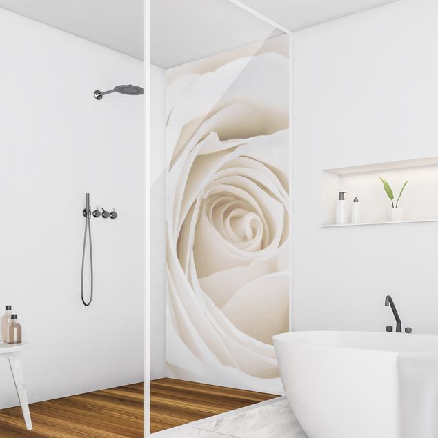 Shower wall cladding - Pretty White Rose