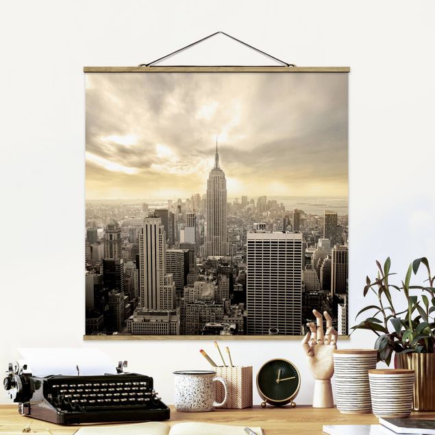 Fabric print with poster hangers - Manhattan Dawn