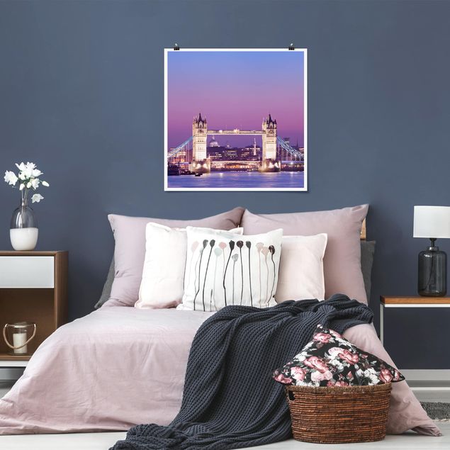 Poster - Tower Bridge In London At Night
