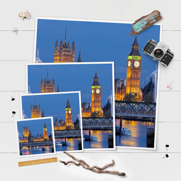 Poster - Big Ben And Westminster Palace In London At Night