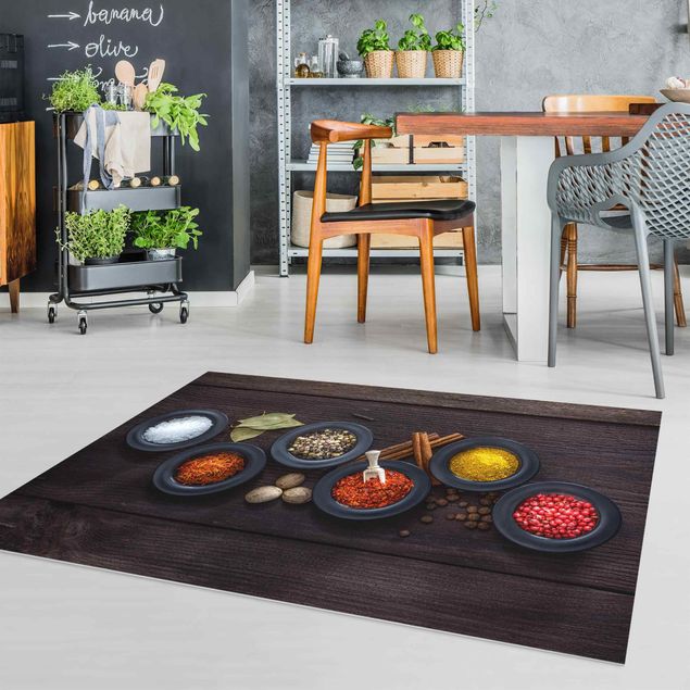 contemporary rugs Black Bowls with Spices
