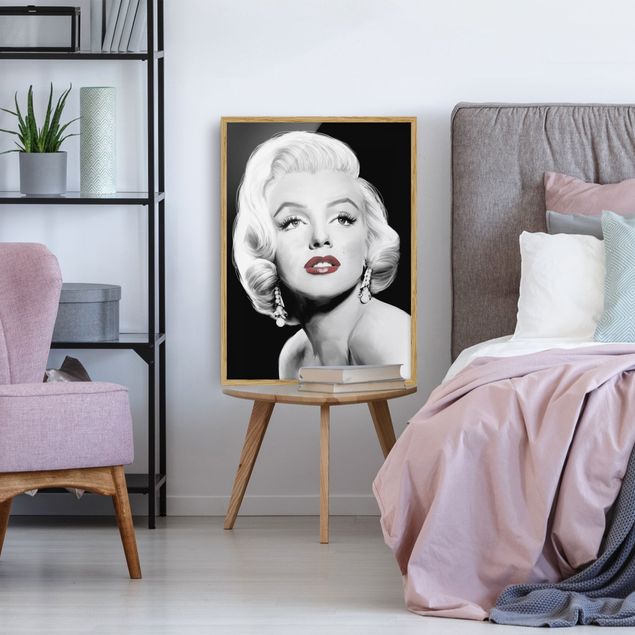 Framed poster - Marilyn With Earrings