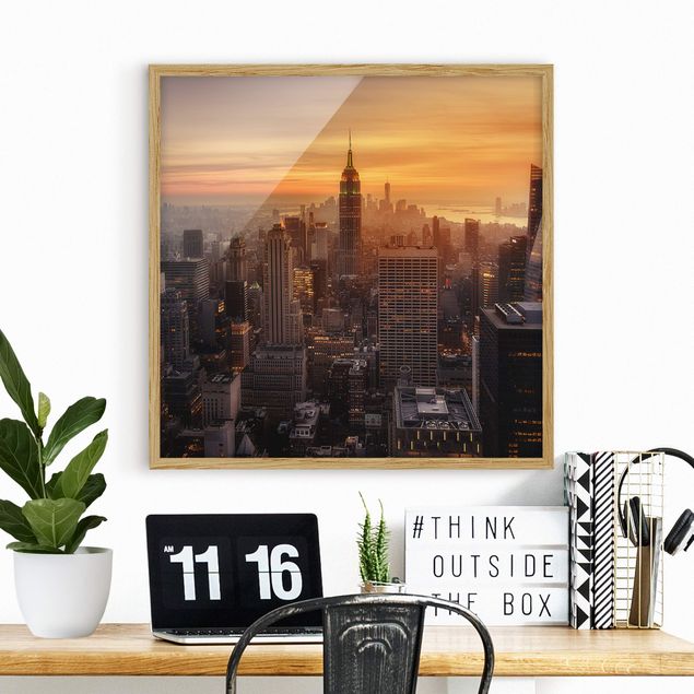 Framed poster - Manhattan Skyline Evening