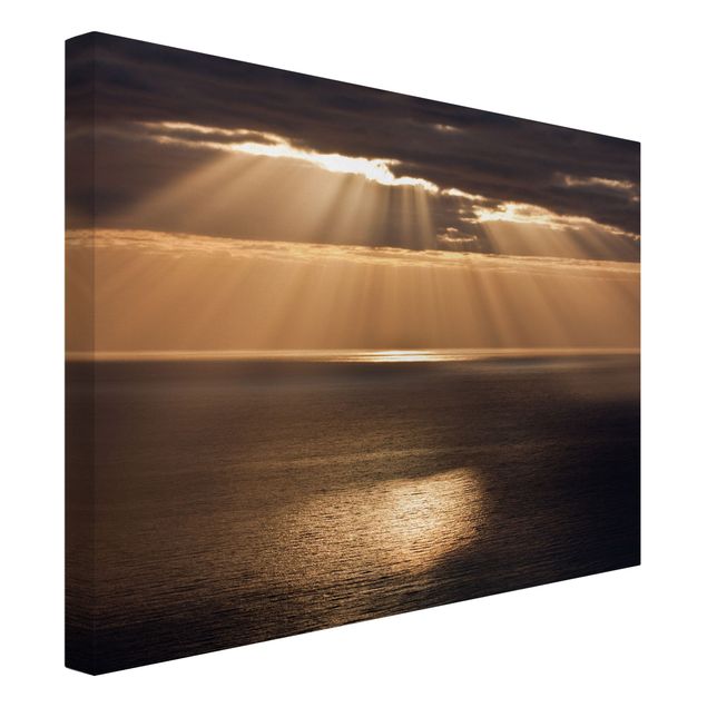 Print on canvas - Sun Beams Over The Ocean