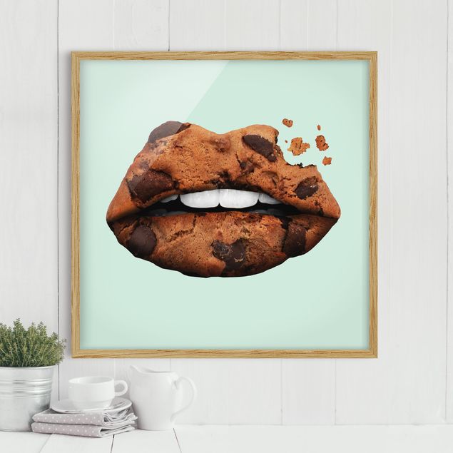 Framed poster - Lips With Biscuit