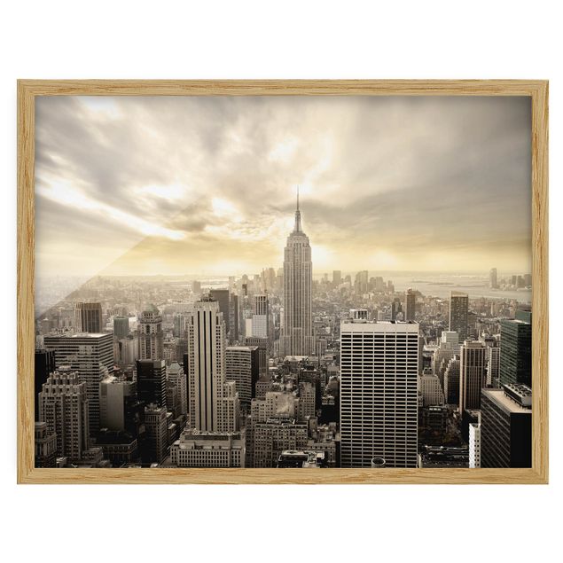 Framed poster - Manhattan Dawn