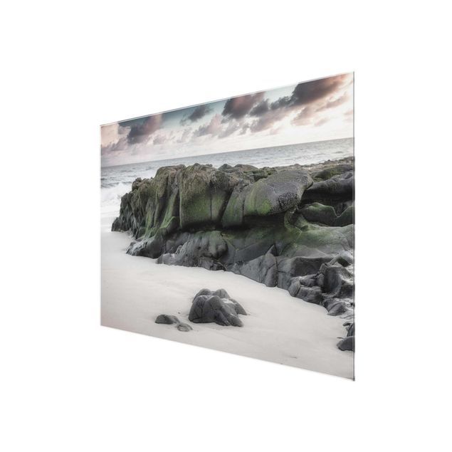 Glass print - Rock On The Beach