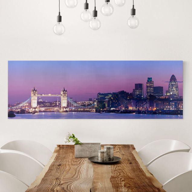 Print on canvas - Tower Bridge In London At Night