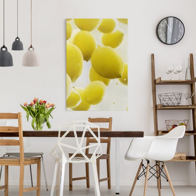 Print on canvas - Lemons In Water