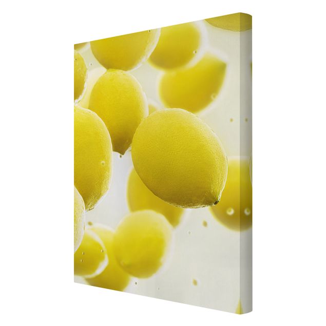 Print on canvas - Lemons In Water