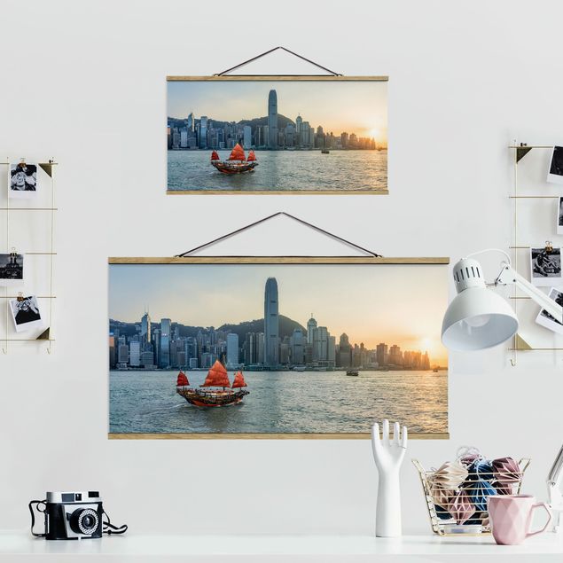 Fabric print with poster hangers - Junk In Victoria Harbour - Landscape format 2:1