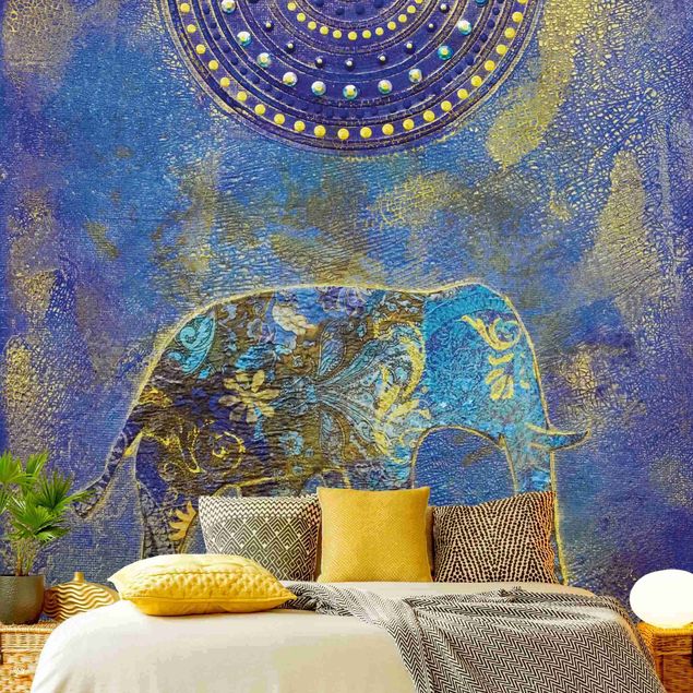 Wallpaper - Elephant In Marrakech
