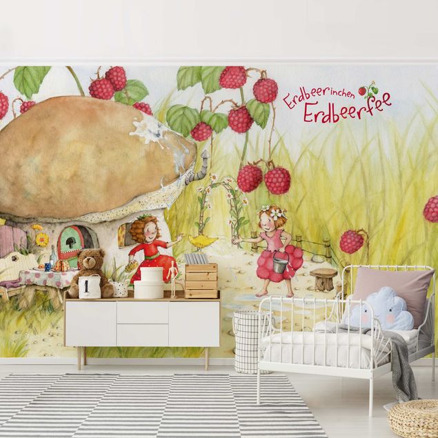 Wallpaper - Little Strawberry Strawberry Fairy - Under The Raspberry Bush