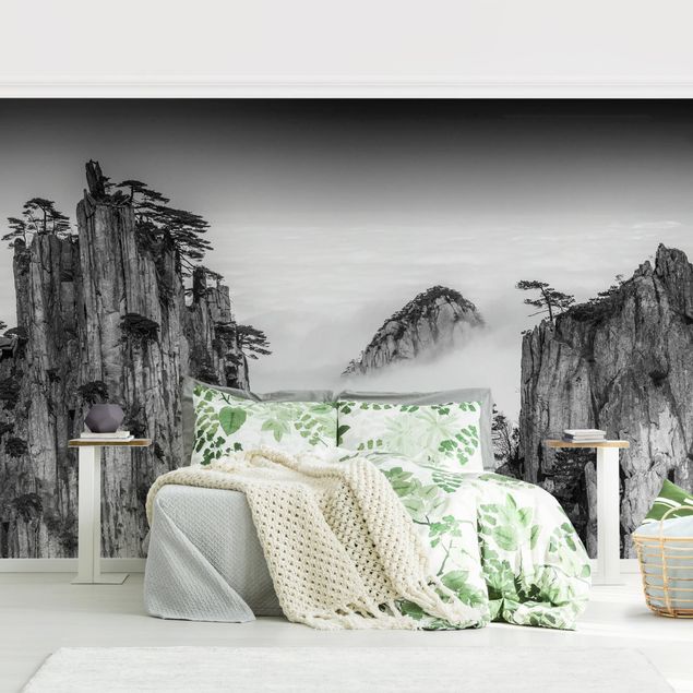 Wallpaper - Rocks In Fog In Black And White