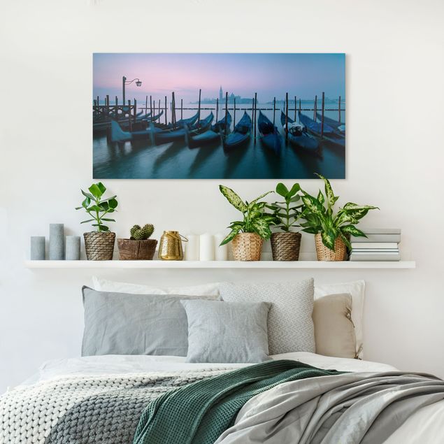 Print on canvas - Gondola in Venice At Sunset